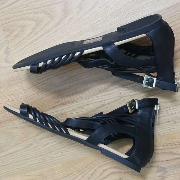 SODA Strappy Sandals Black Zip Up Back Buckle Ankle NWOT Womens 6 - Picture 7 of 9